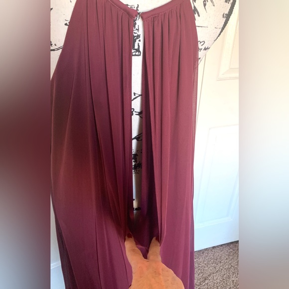 David’s Bridal Wine Grecian Style Bridesmaids Formal Dress - Picture 6 of 9